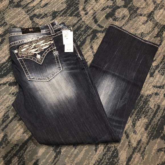 ‼️SOLD‼️ NWT Womens Miss Me Mid-Rise Easy Boot Jeans - Picture 1 of 14